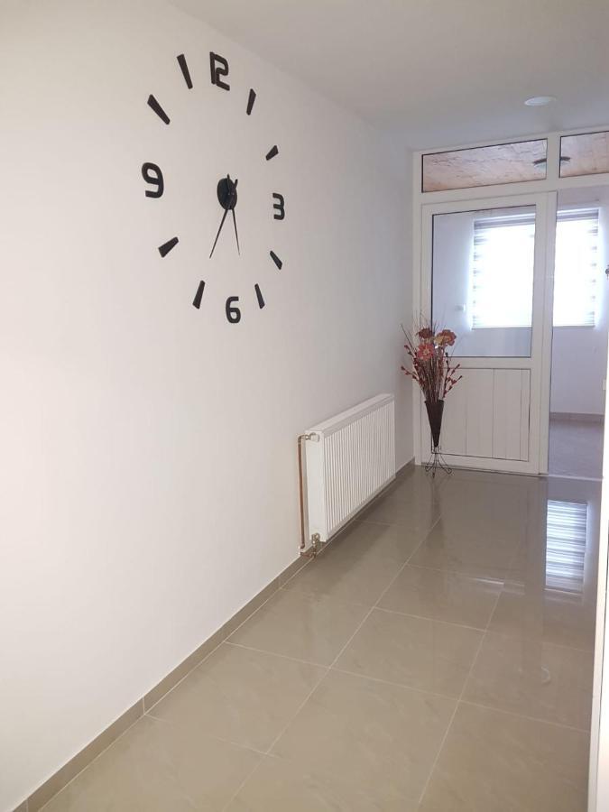 Apartmani Brigita Korenica Exterior foto