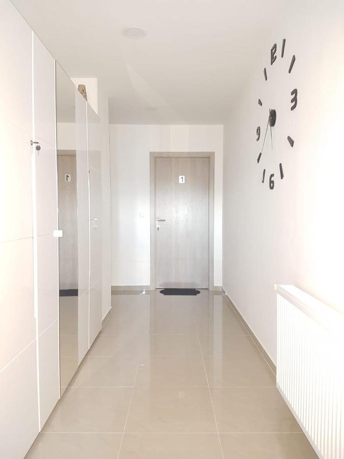 Apartmani Brigita Korenica Exterior foto