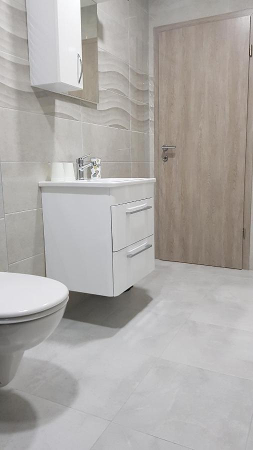 Apartmani Brigita Korenica Exterior foto