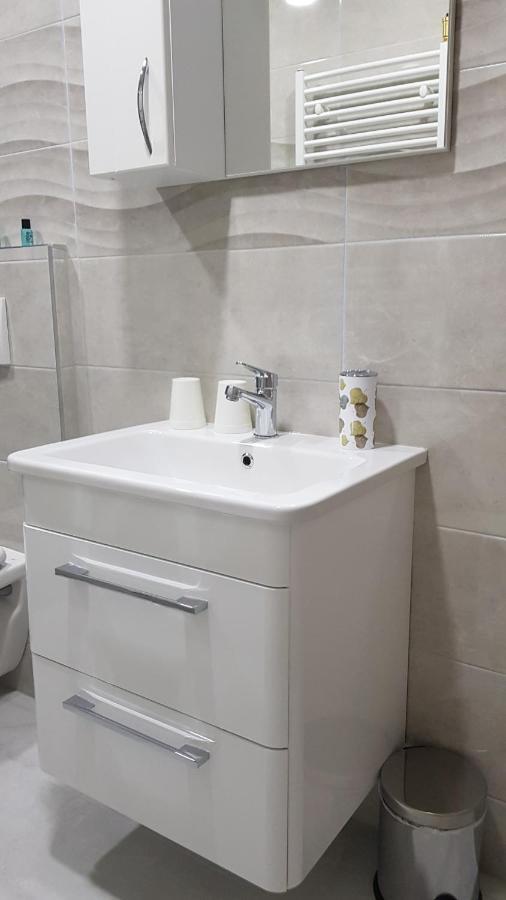 Apartmani Brigita Korenica Exterior foto